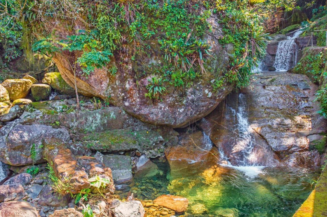Sitio Serra Orgaos Com Rio Aguas Cristalinas Guapimirim Exterior foto